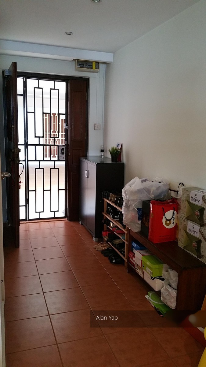 Blk 943 Hougang Street 92 (Hougang), HDB 5 Rooms #106214632